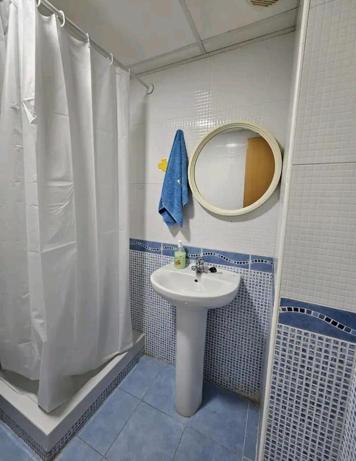 Habitacion En Piso Compartido Cerca De Playa Apartment Xilxes  Bagian luar foto